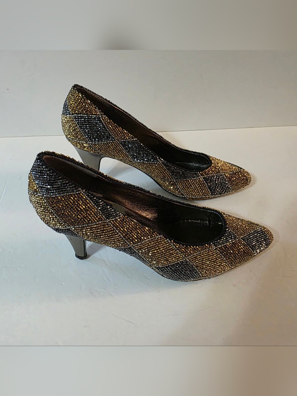 Vintage 80's J Renee Beaded Pumps Diamond Argile Pattern